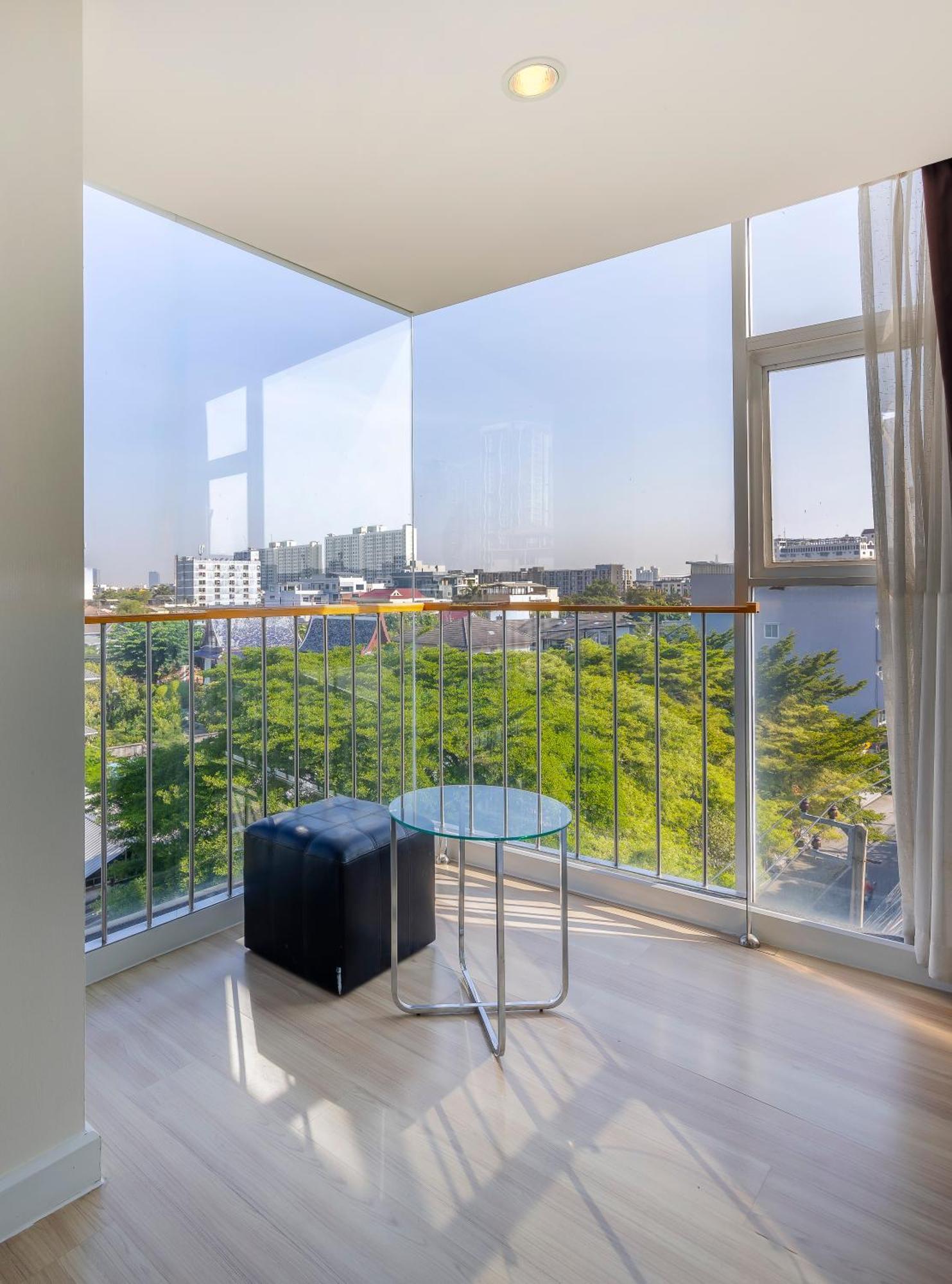 Gp House Express Sukhumvit 81 Hotell Bangkok Eksteriør bilde