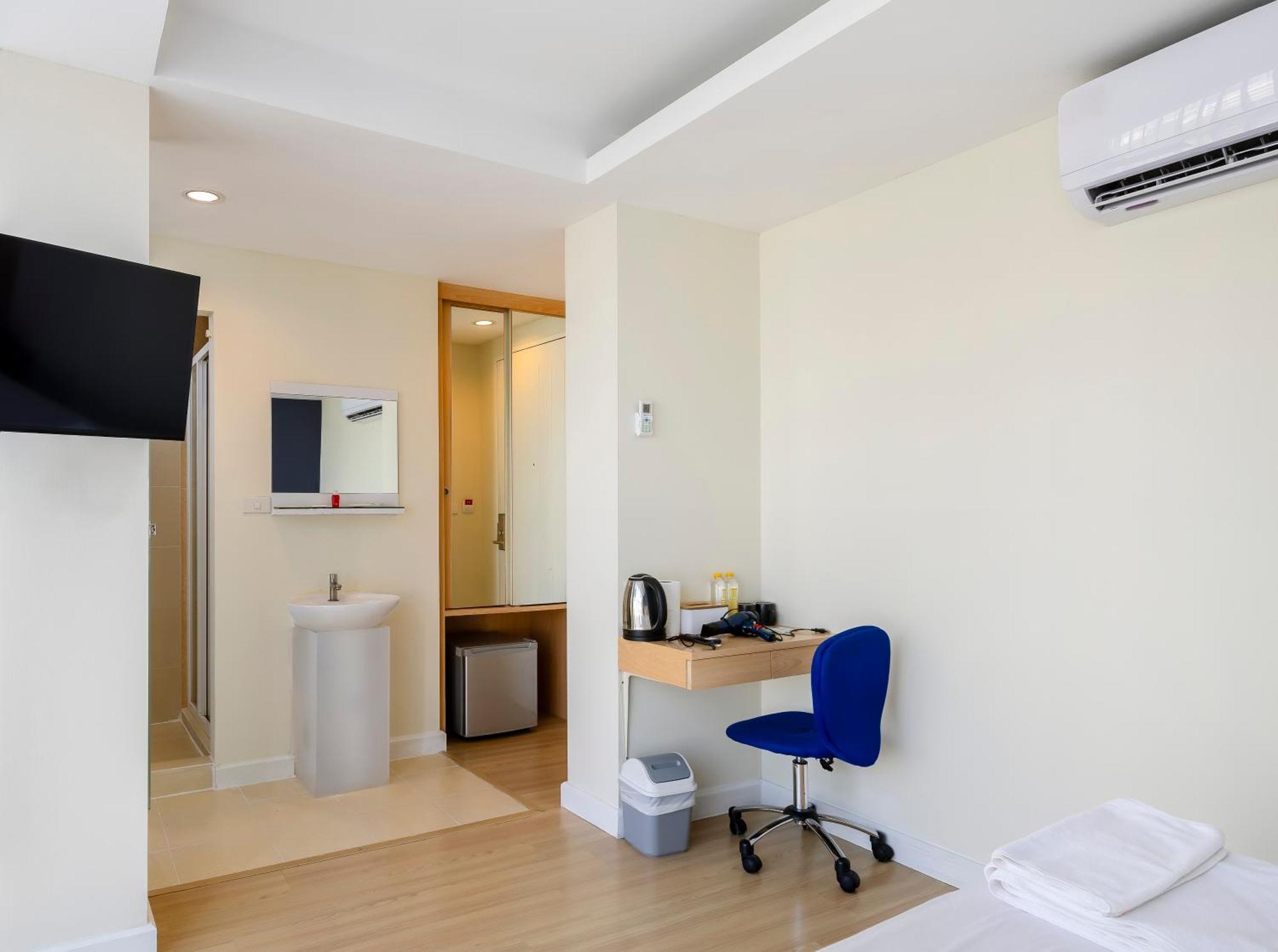 Gp House Express Sukhumvit 81 Hotell Bangkok Eksteriør bilde