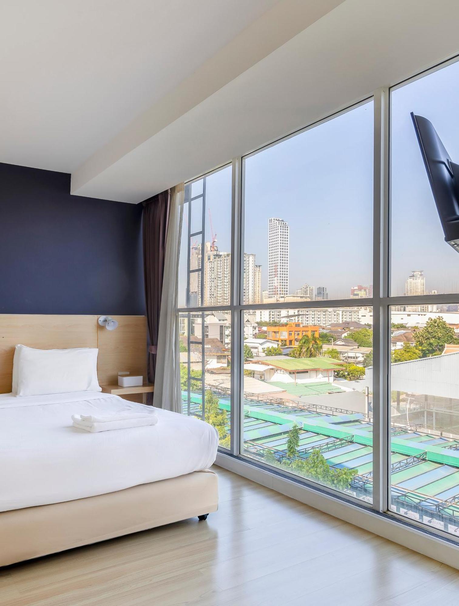 Gp House Express Sukhumvit 81 Hotell Bangkok Eksteriør bilde