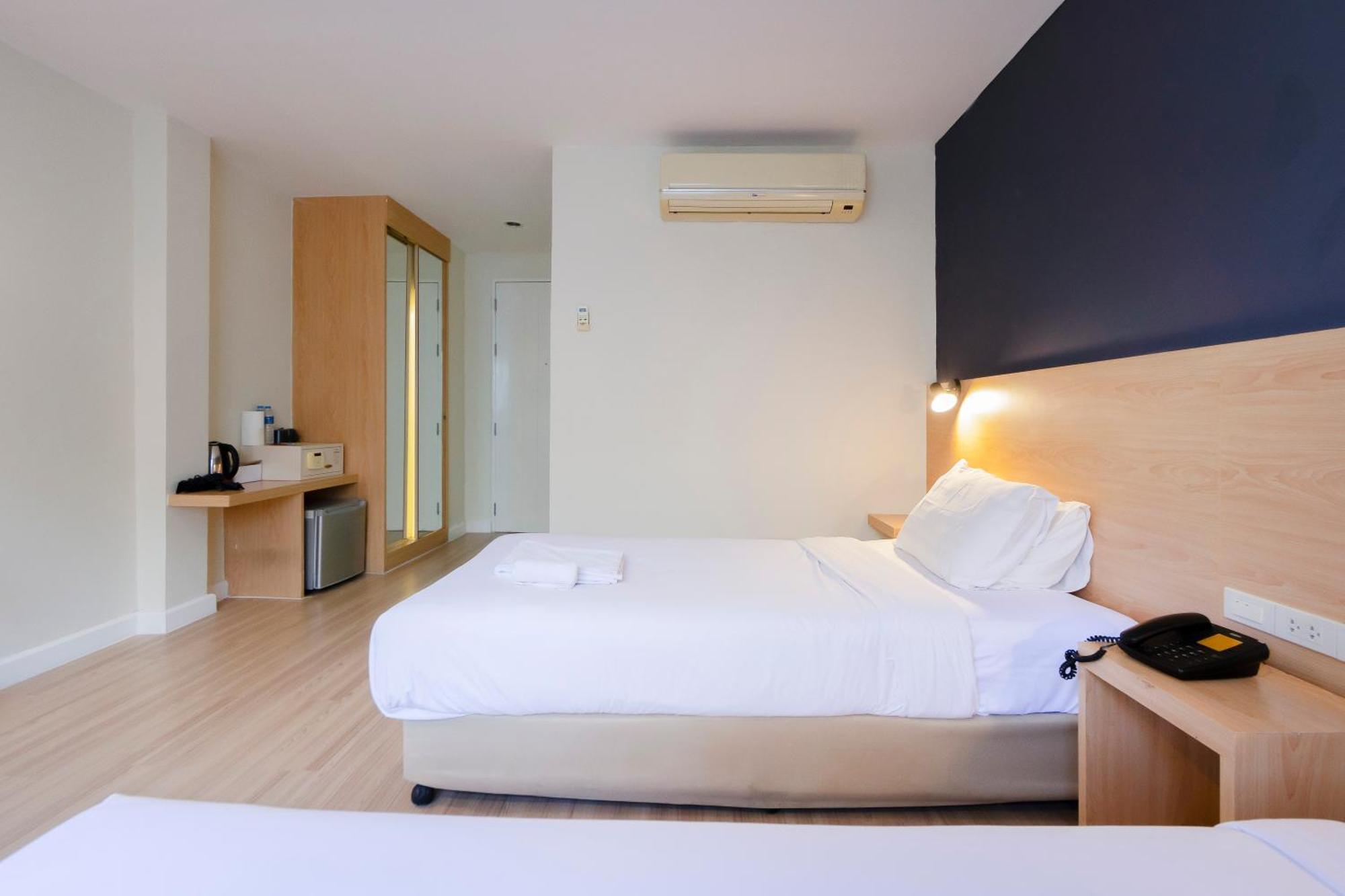 Gp House Express Sukhumvit 81 Hotell Bangkok Eksteriør bilde