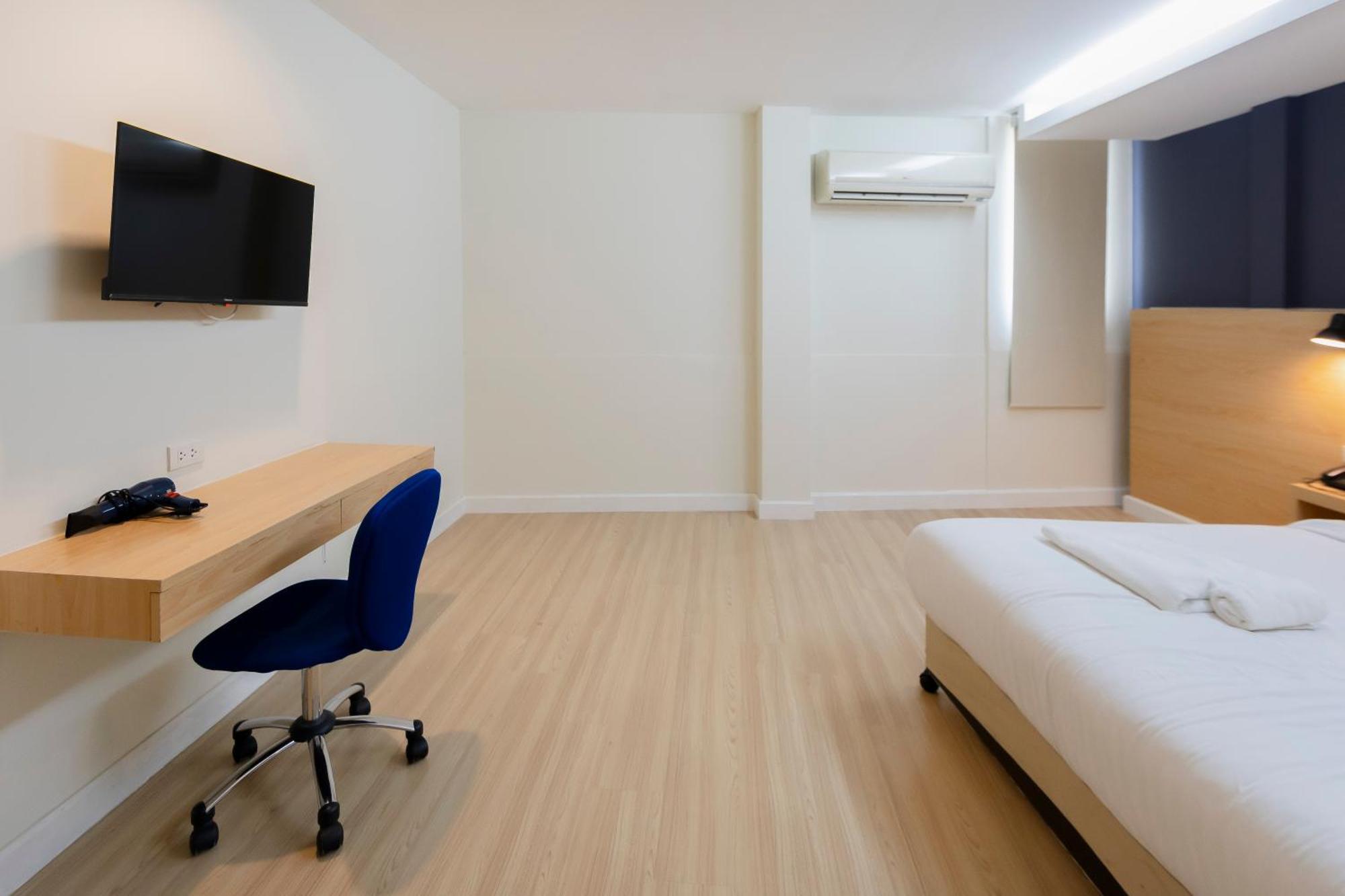 Gp House Express Sukhumvit 81 Hotell Bangkok Eksteriør bilde