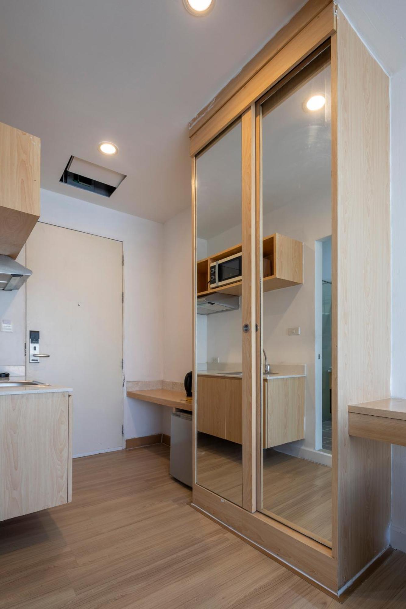 Gp House Express Sukhumvit 81 Hotell Bangkok Eksteriør bilde
