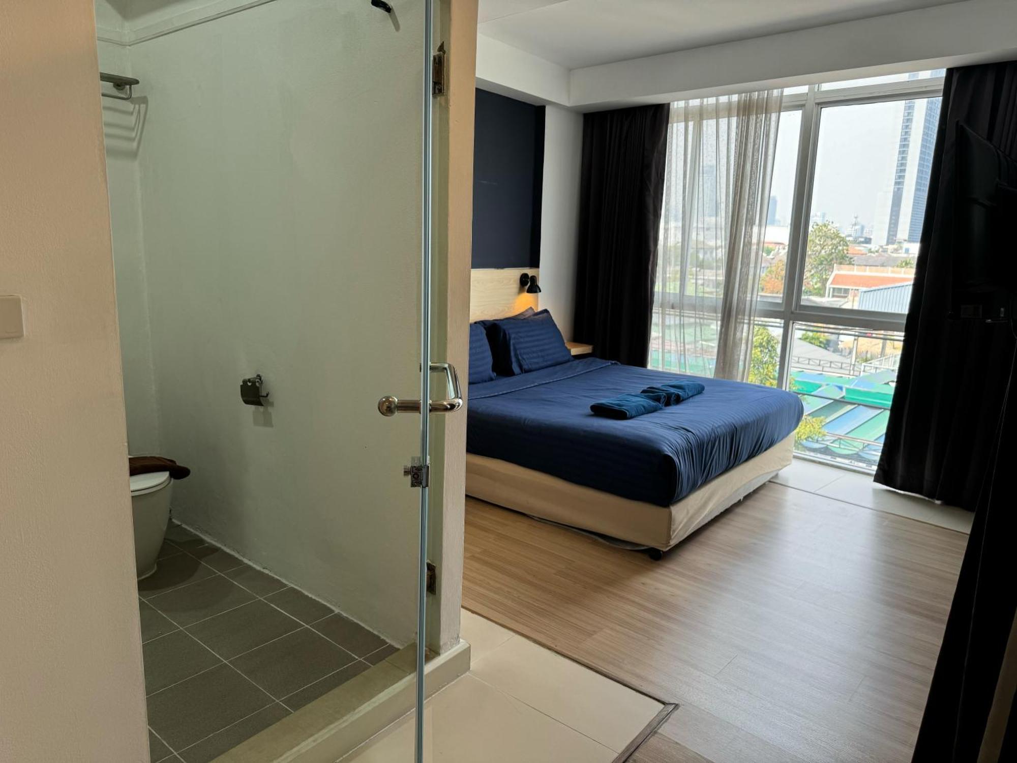 Gp House Express Sukhumvit 81 Hotell Bangkok Eksteriør bilde